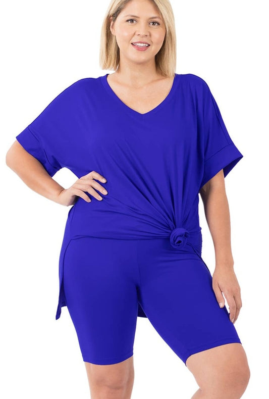 Plus V-ncek Hi-low Hem Top & Biker Shorts Set